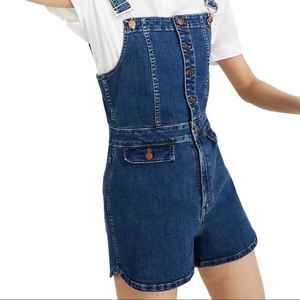 Madewell NWT Denim Button & Zipper Front Dolphin-Hem 1970’s Vibe Short Overalls